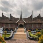 Museum Adityawarman adalah destinasi wisata budaya yang wajib dikunjungi saat berada di Sumatera Barat