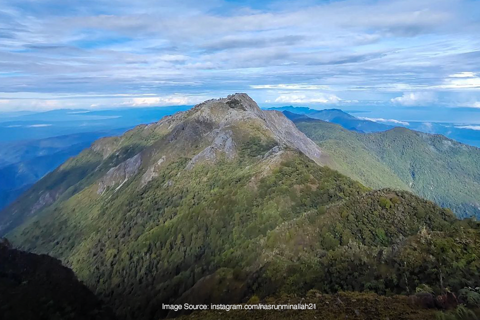 Gunung Binaiya