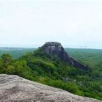 Keindahan Alam Batu Baginde