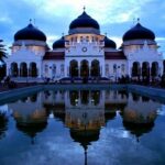 Tempat Wisata Islam Di Indonesia