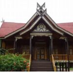 Keunikan Arsitektur Rumah Adat Indonesia