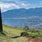 Pemandangan Indah Puncak Lawang.
