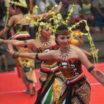 Pesta Tari Tradisional Indonesia