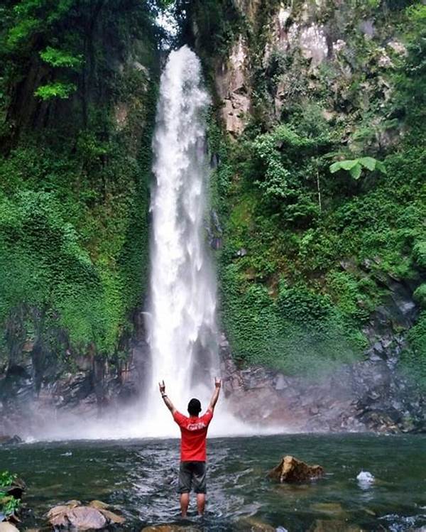 Air Terjun Tersembunyi Di Sumatera