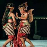 “atraksi Tari Khas Yogyakarta”