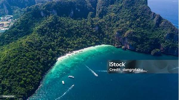 **pesona Tropis Pantai Phi Phi**