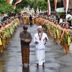 “upacara Adat Sebagai Identitas Budaya”