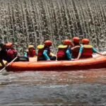 Rafting Menantang Di Sungai Brantas