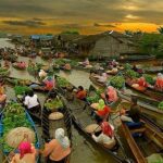 Wisata Kuliner Pasar Terapung Indonesia