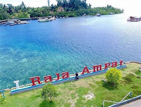 Jelajah Hutan Tropis Raja Ampat