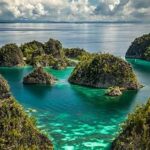 Sebutkan 3 Tempat Wisata Yang Terkenal Di Indonesia Beserta Daerah Asal Dan Keunikannya