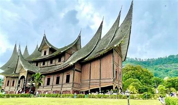 Wisata Budaya Unik Di Sumatera Barat